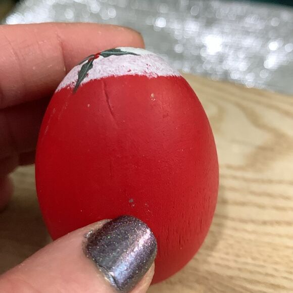 Two Small Vintage Hand Painted Artist Signed Wooden Egg Santa Folk Art Figurines - Picture 16 of 17